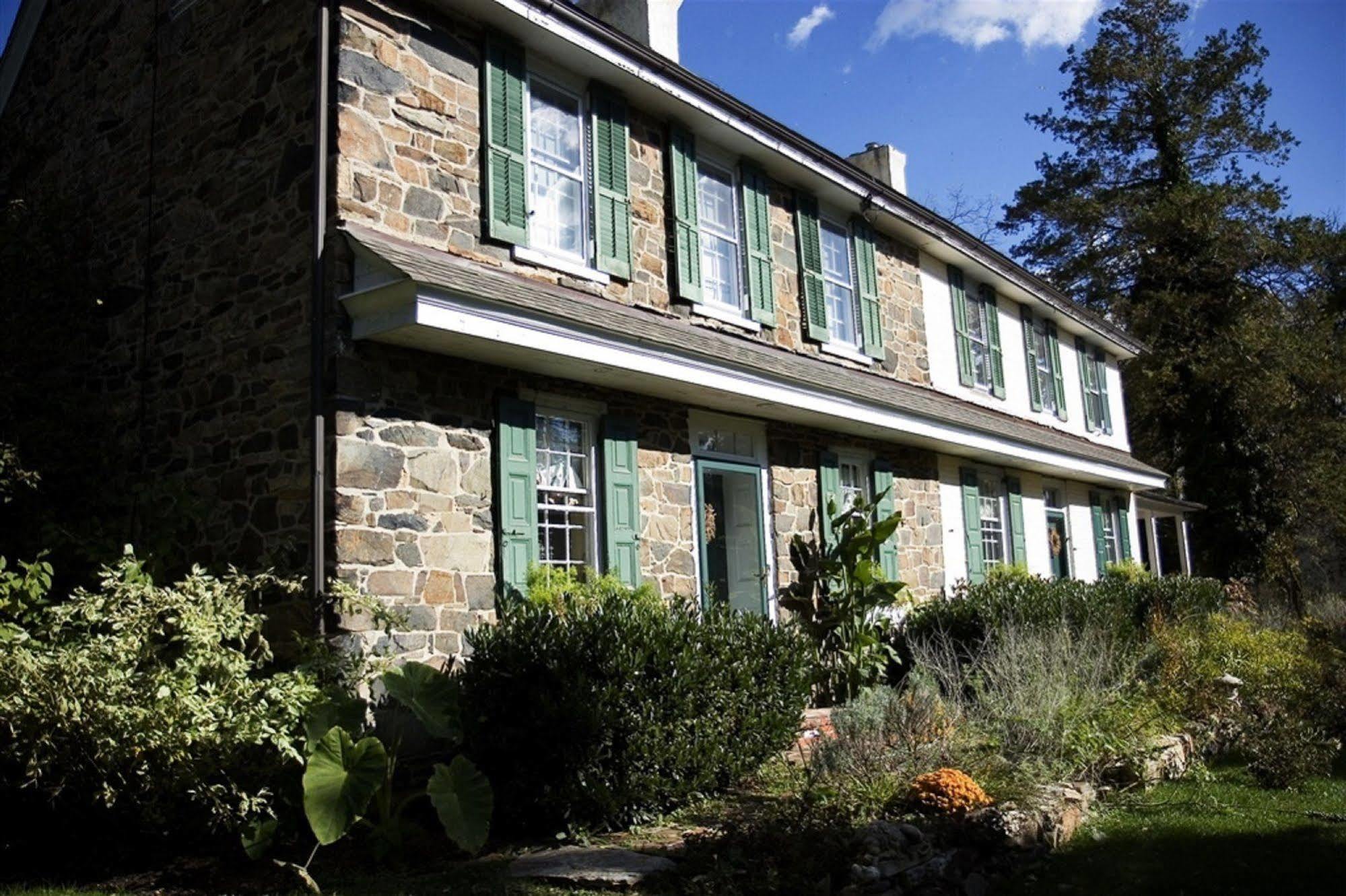 Wild Wisteria Bed and Breakfast Chadds Ford Eksteriør billede