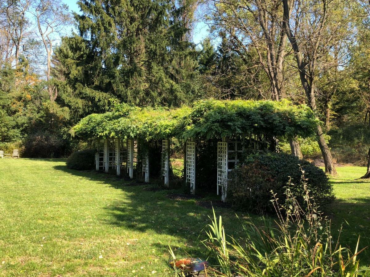 Wild Wisteria Bed and Breakfast Chadds Ford Eksteriør billede