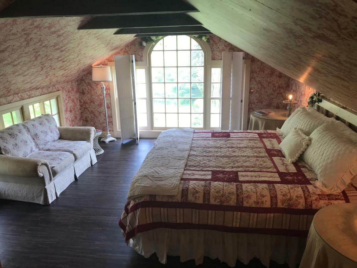 Wild Wisteria Bed and Breakfast Chadds Ford Eksteriør billede